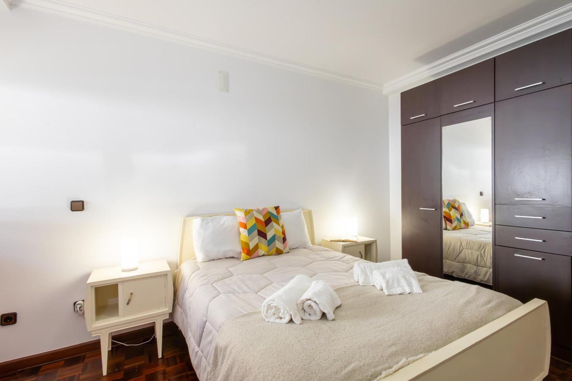 Baia - A Poucos Metros Da Baia Apartment เซามาร์ทินโญโดปอร์โต ภายนอก รูปภาพ
