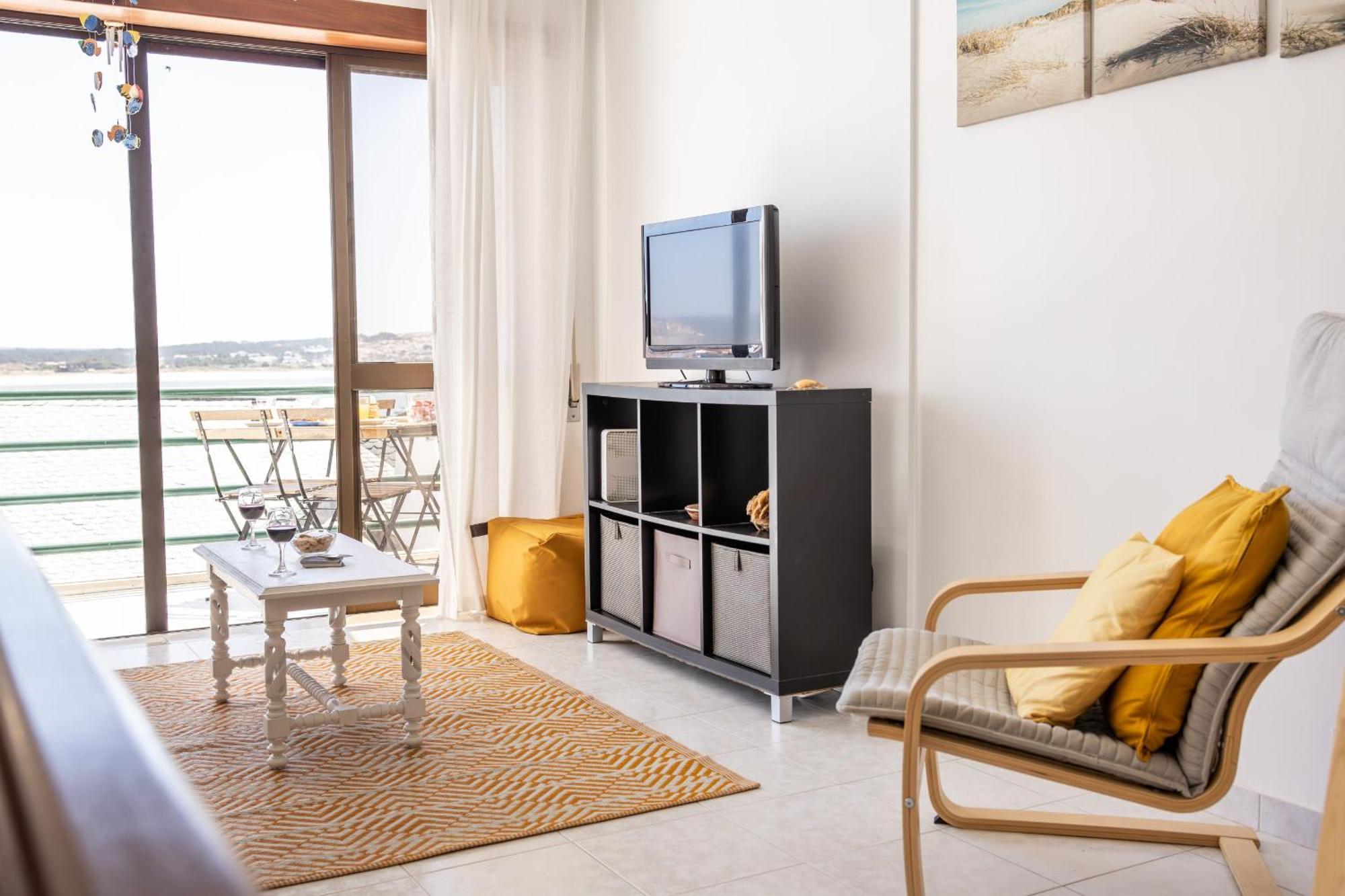 Baia - A Poucos Metros Da Baia Apartment เซามาร์ทินโญโดปอร์โต ภายนอก รูปภาพ