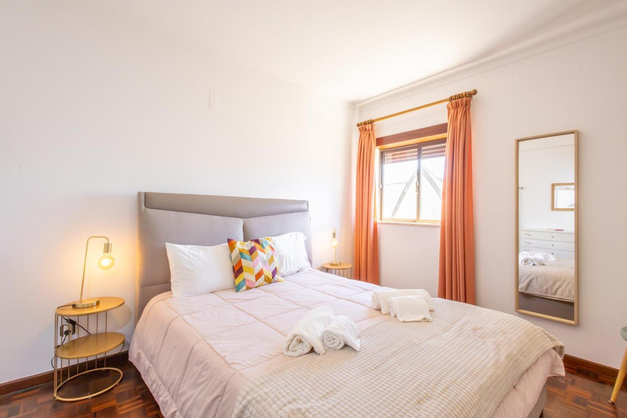 Baia - A Poucos Metros Da Baia Apartment เซามาร์ทินโญโดปอร์โต ภายนอก รูปภาพ