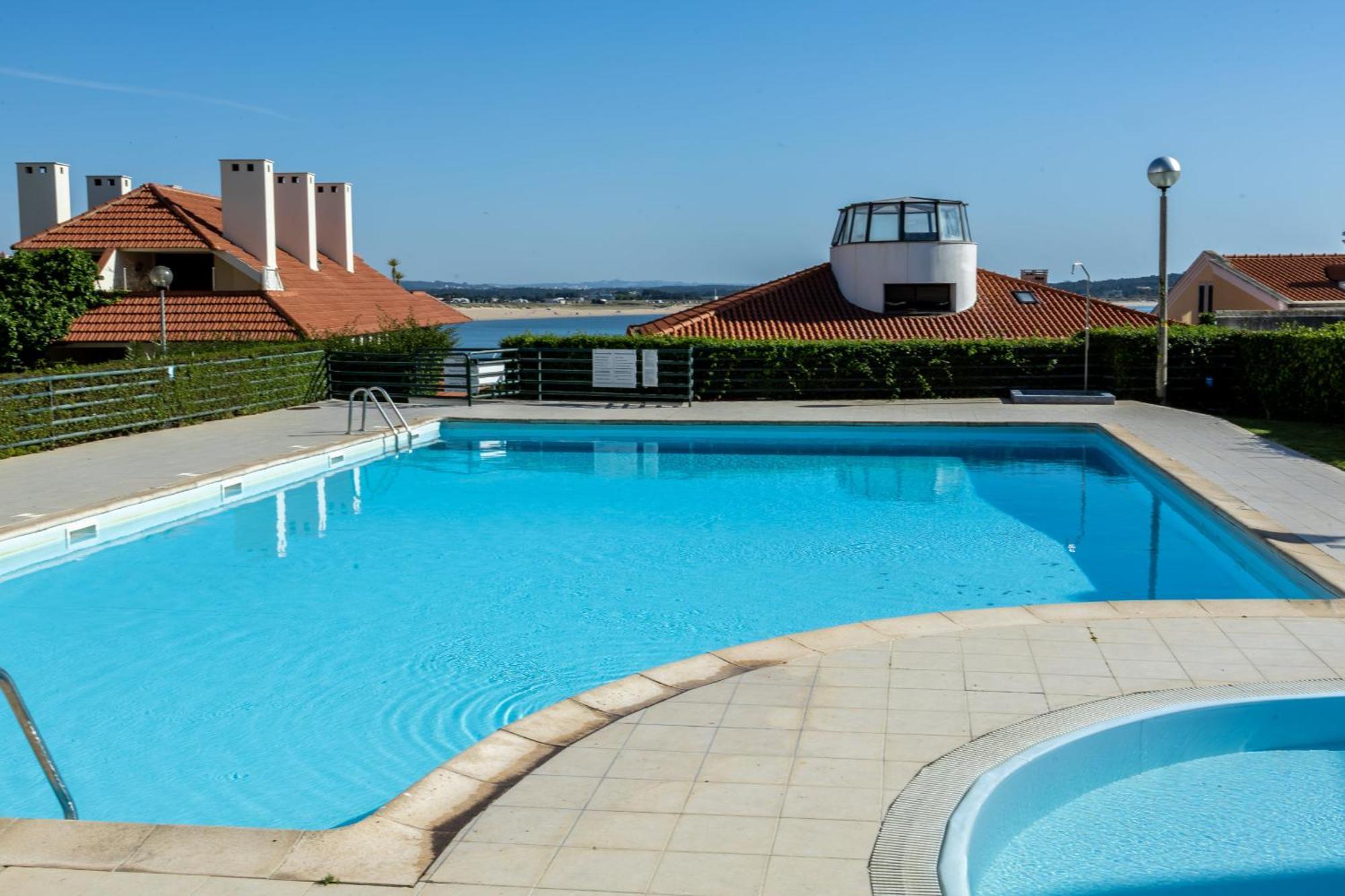 Baia - A Poucos Metros Da Baia Apartment เซามาร์ทินโญโดปอร์โต ภายนอก รูปภาพ
