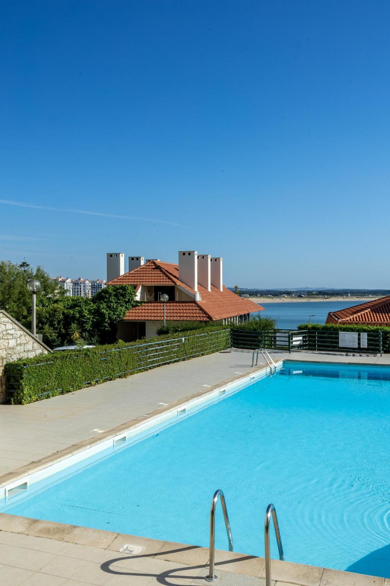 Baia - A Poucos Metros Da Baia Apartment เซามาร์ทินโญโดปอร์โต ภายนอก รูปภาพ
